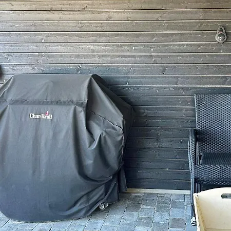 Дом отдыха 10 Person In *